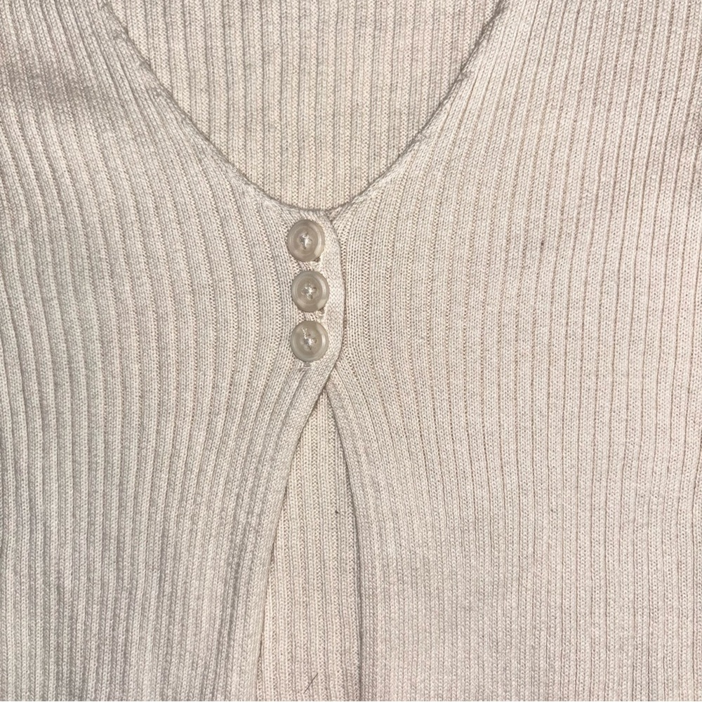 John Galt Cream Ribbed Blouse - Picture 3 of 4